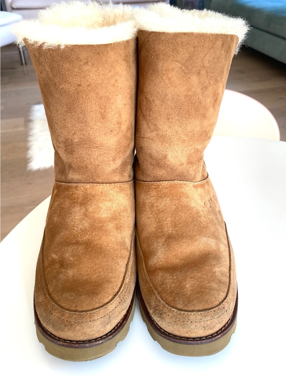 UGG Classic Comfy Chestnut Suede Shanleigh Boots with Shearling Lining